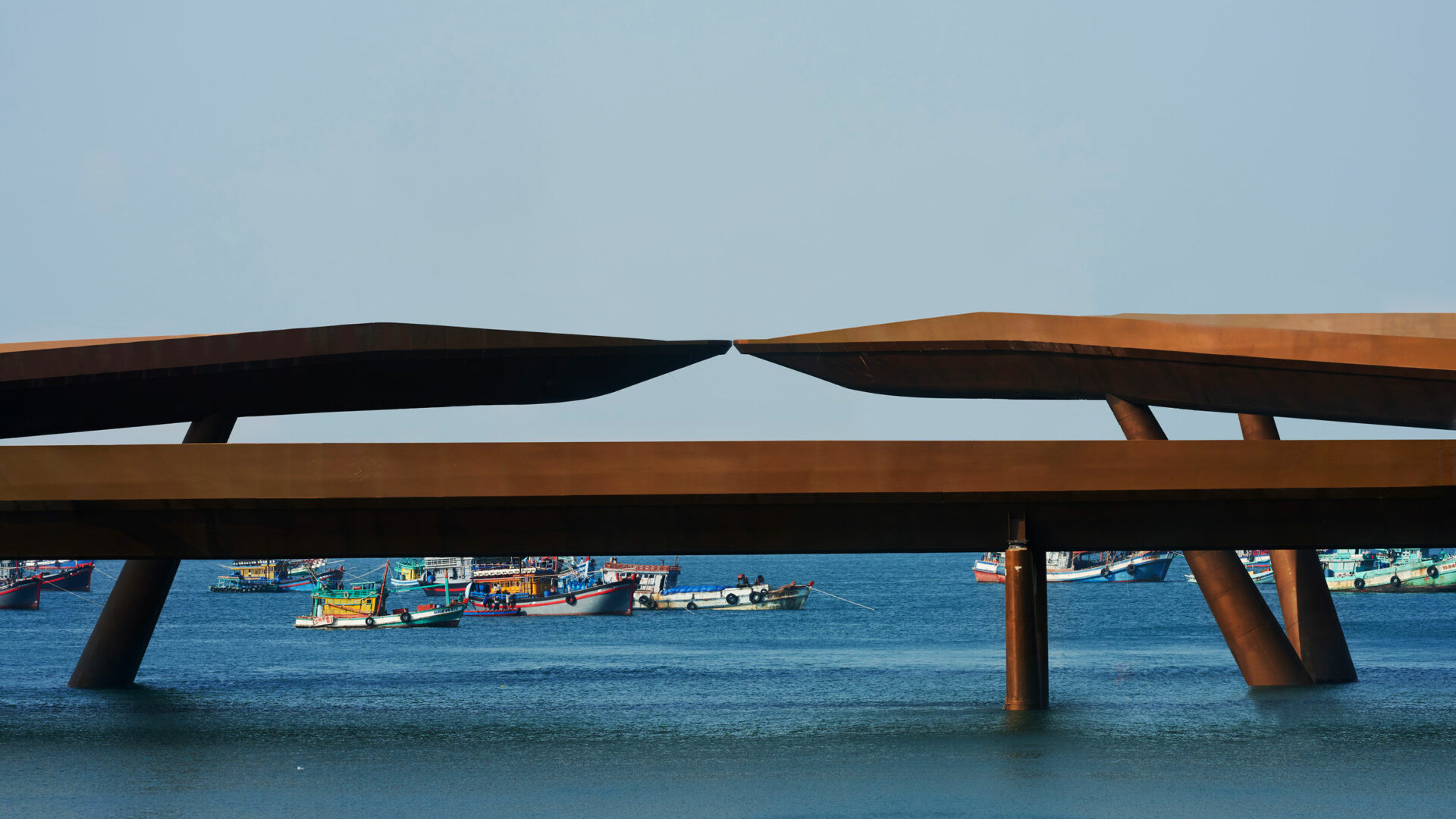 Kiss Bridge Archea Associati